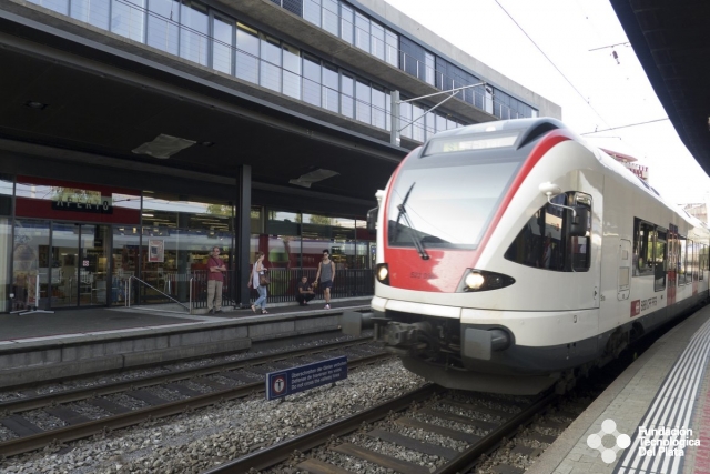 &quot;TREN DEL SUR&quot; - IV Jornada de Debate Proyecto P1: Ferrocarril La Plata - Avellaneda. Imagen Miniatura